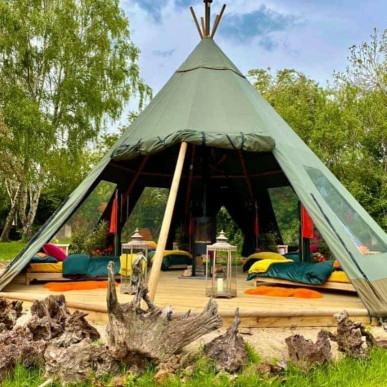 Samsara Villa Tonbridge Exteriör bild